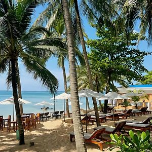 Vida Loca Sunset Beach Resort